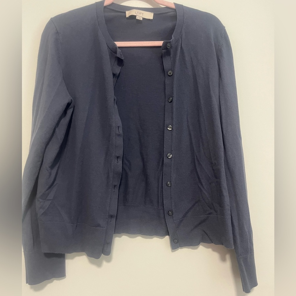 LOFT-  Classic Women's Cardigan Sweater size: Large